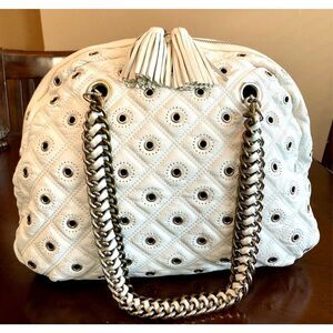 LA VICTOIRE - Quilted Faux Leather Shoulder Bag/Grommet Detail & Chain Straps ♥️